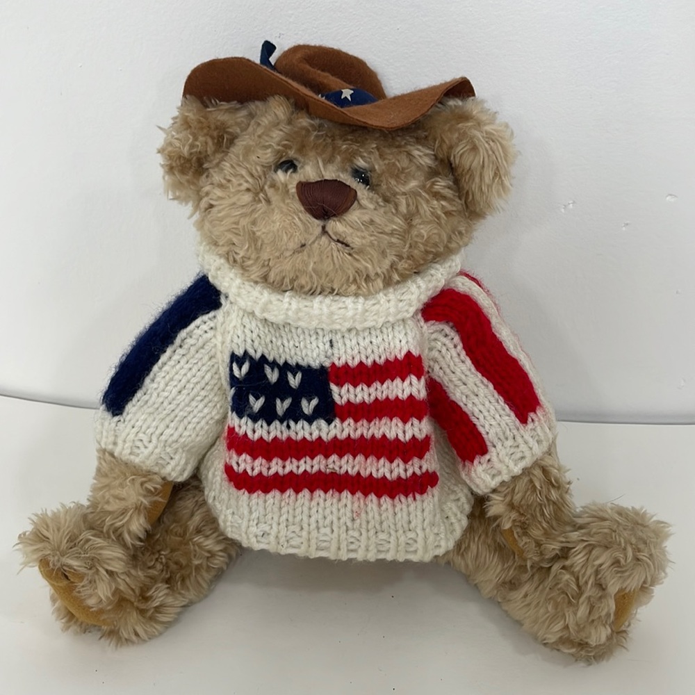 Brass Button Bears Legendary Collection “Clay” The Bear of Long Life 13” Patriot
